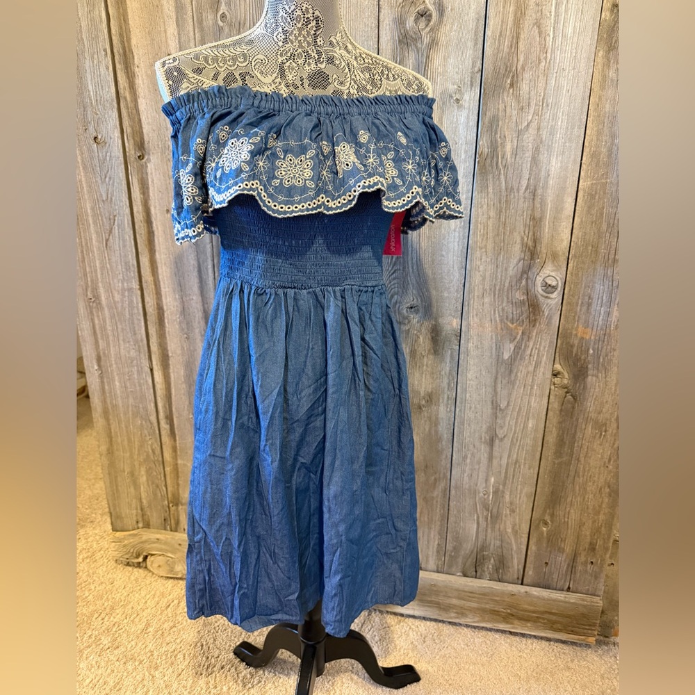 Blue Off-Shoulder Dress with Embroidered Details